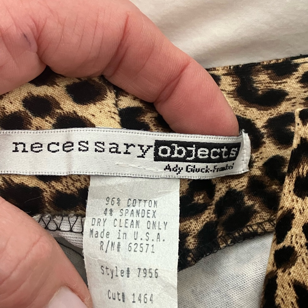 Necessary Objects Essential Leopard Print Cropped… - image 3